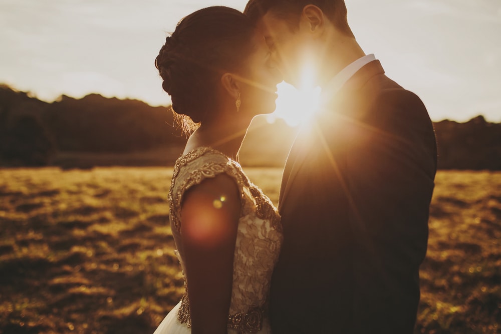 melhores-fotos-de-beijo-no-casamento-casarpontocom (20)