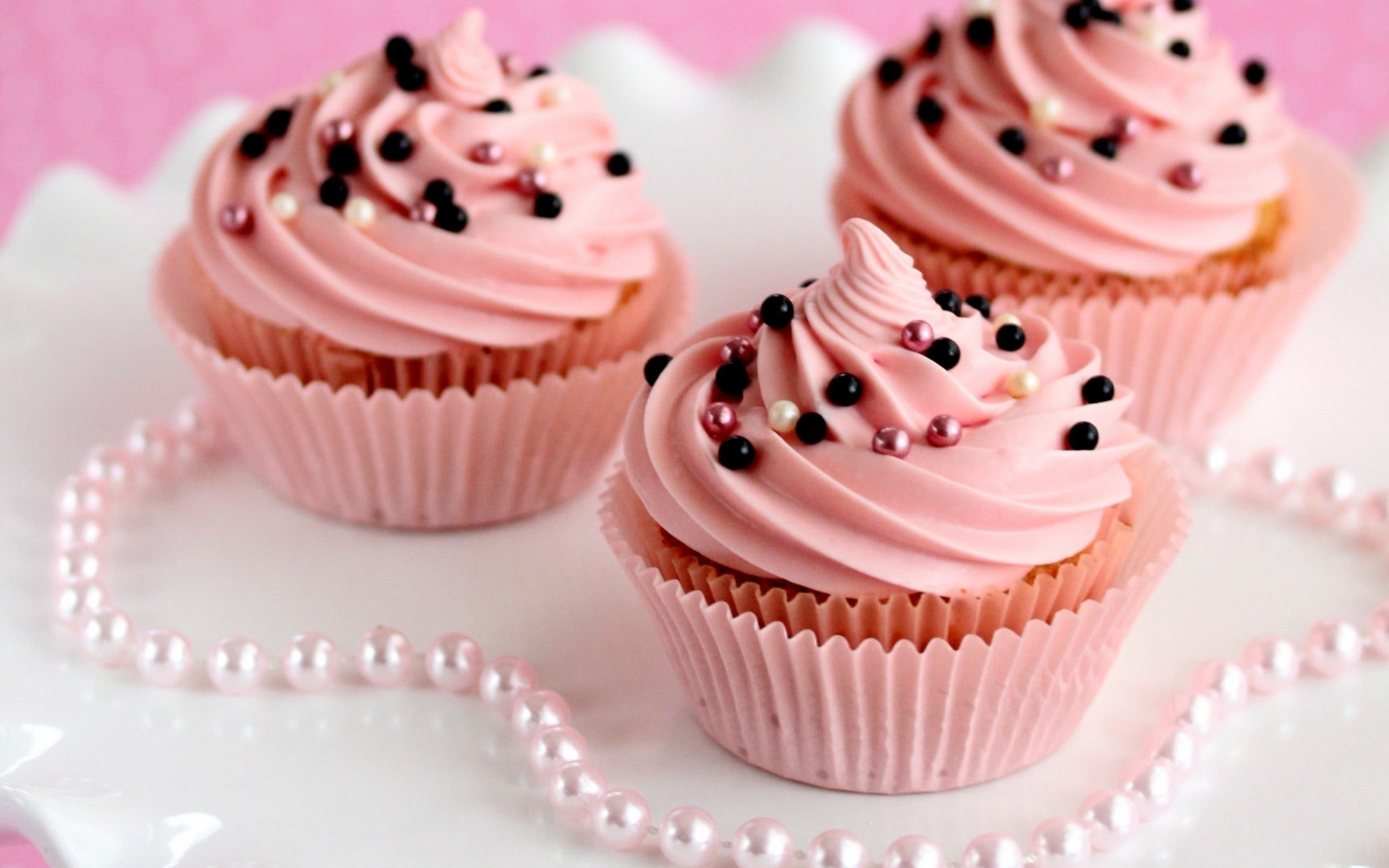 sobremesa-rosa-cha-de-panela-cupcake-min