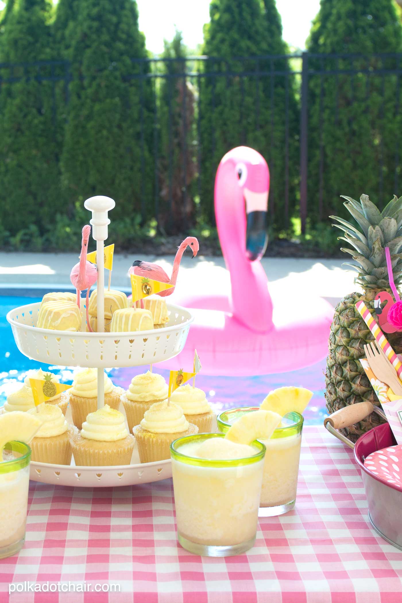 flamingo-party-ideas-min