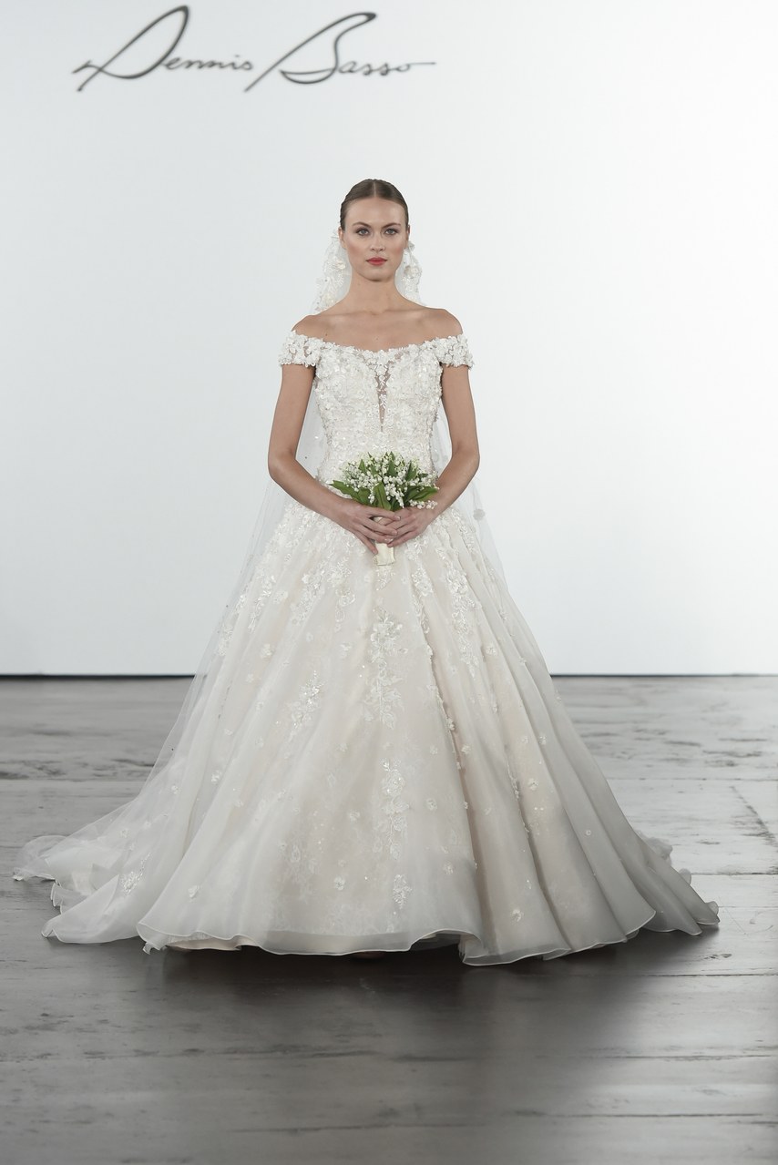 dennis-basso-for-kleinfeld-wedding-dresses-fall-2018-001